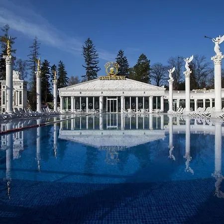 Chata Rajecke Teplice Chalé