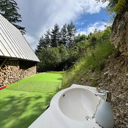 Chata Rajecke Teplice シャレー