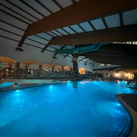 Chata Rajecke Teplice シャレー Rajecké Teplice